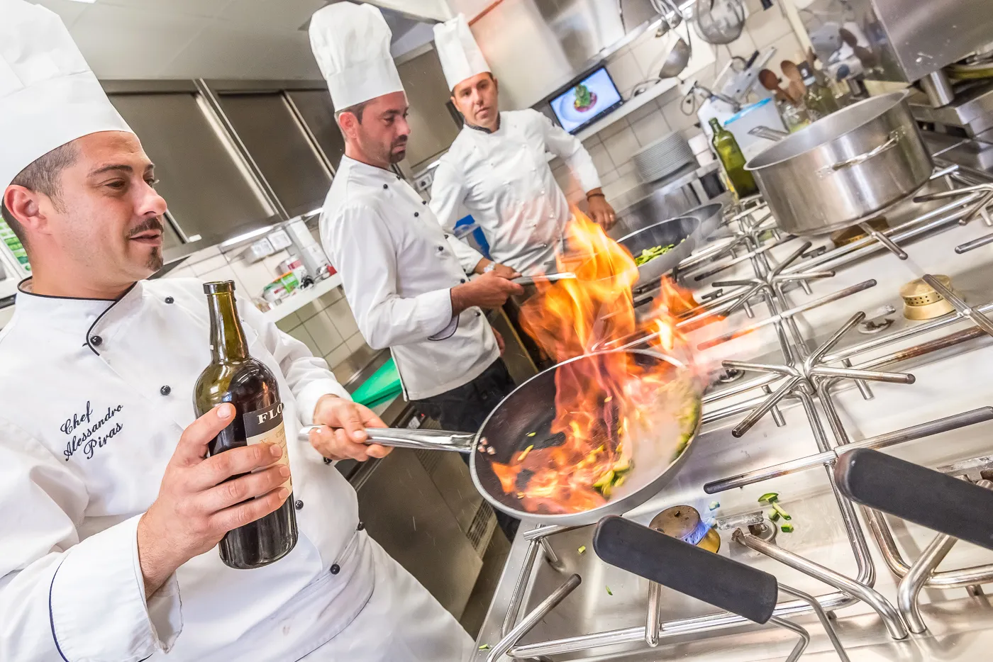Lo show cooking della brigata: il flambé in cucina
